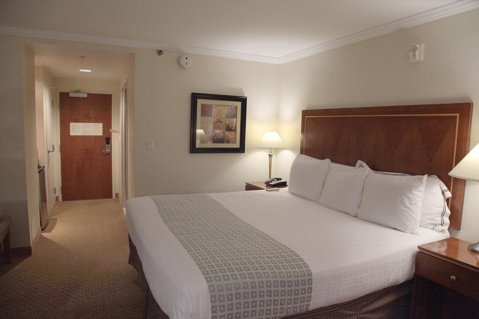 Hotel Executive Suites Картерет Екстер'єр фото